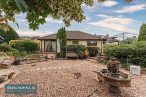 Rear- click for photo gallery